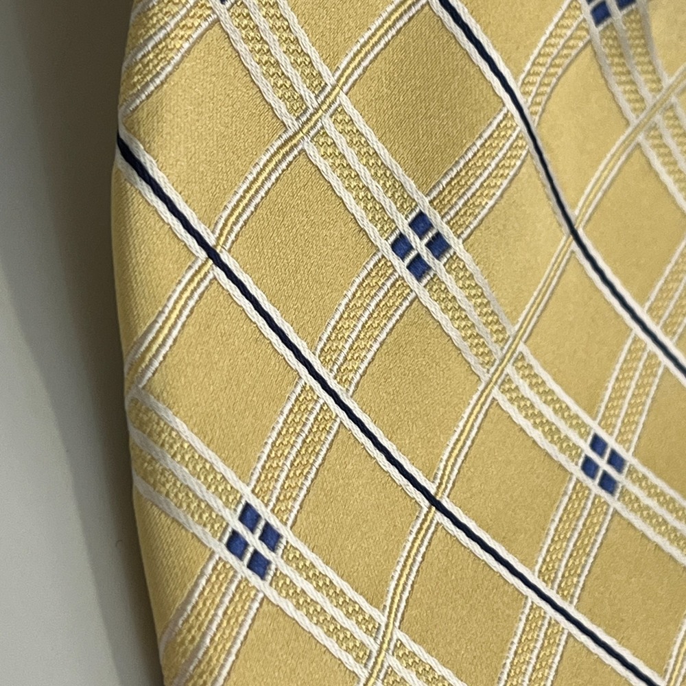 Tommy Hilfiger Tie Yellow Navy 100% Silk Classic Prep Repp USA Made 58" X 3 3/8"